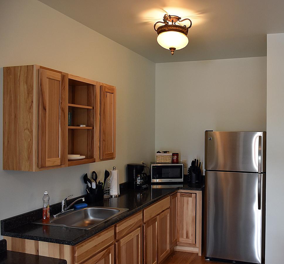 Yellowstone Condos & Suites Гардинър Екстериор снимка