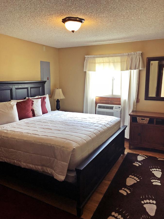 Yellowstone Condos & Suites Гардинър Екстериор снимка