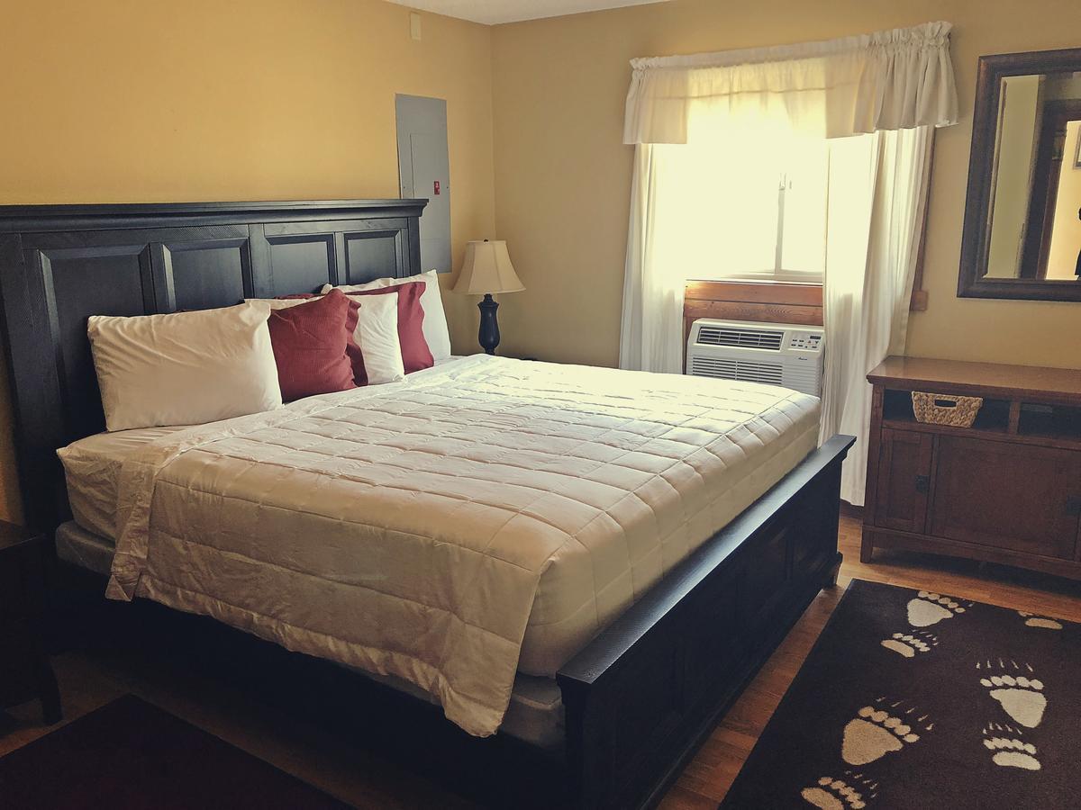Yellowstone Condos & Suites Гардинър Екстериор снимка