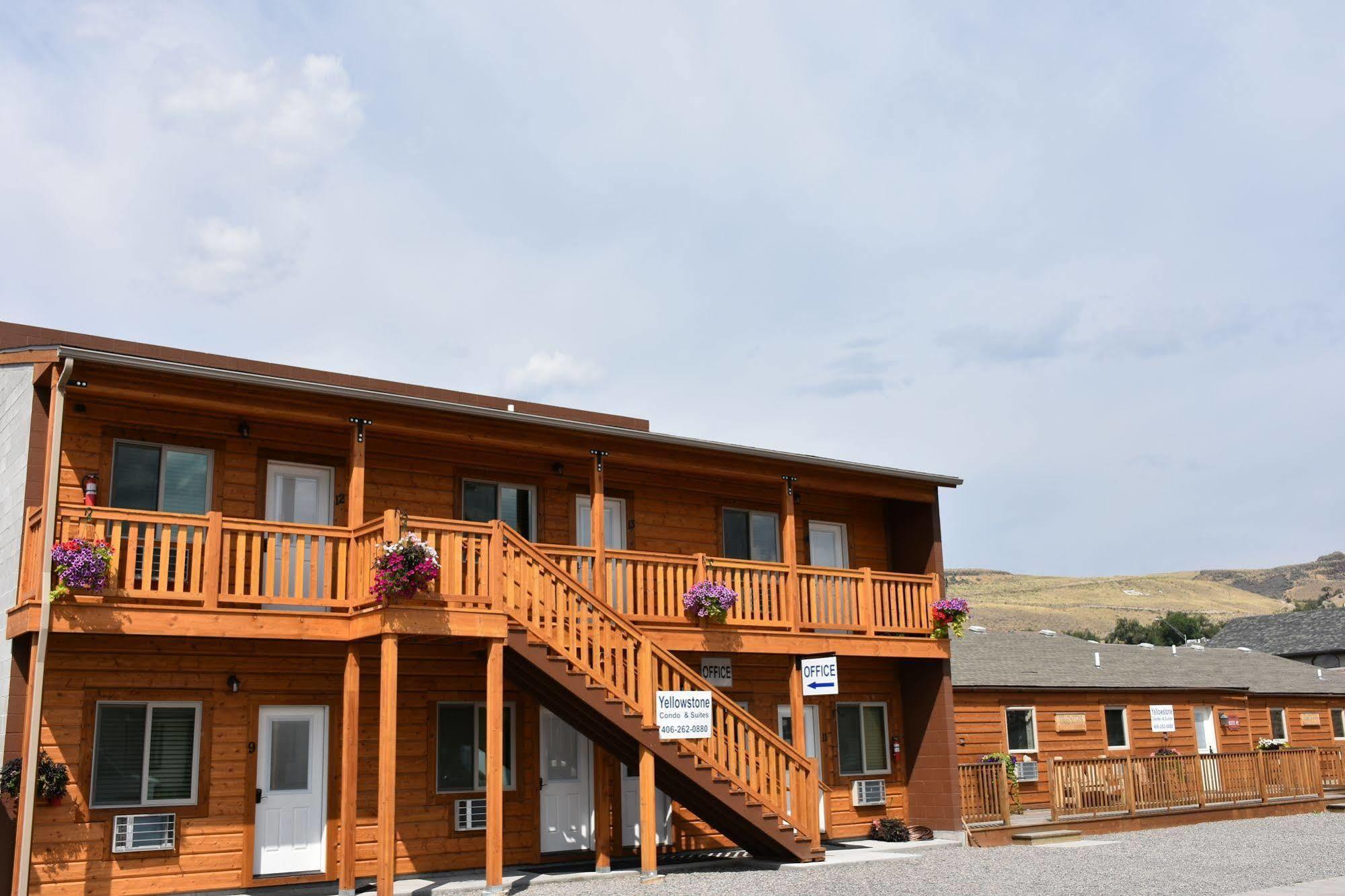Yellowstone Condos & Suites Гардинър Екстериор снимка